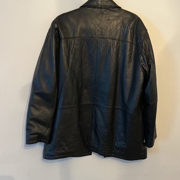 Leather jacket - Picture 9 of 10